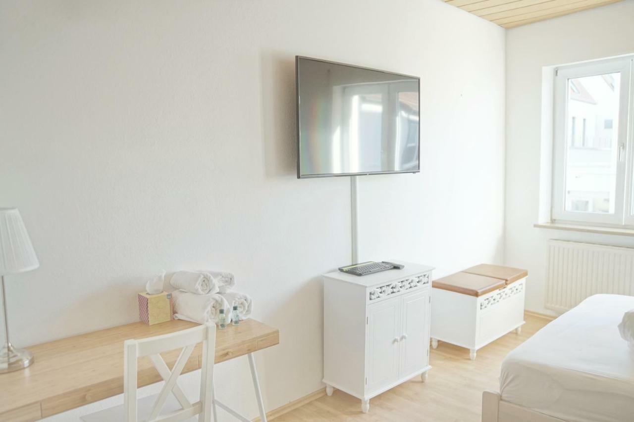 F10 Apartments อูล์ม ภายนอก รูปภาพ