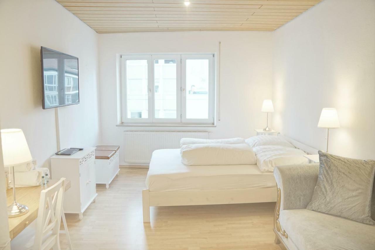 F10 Apartments อูล์ม ภายนอก รูปภาพ