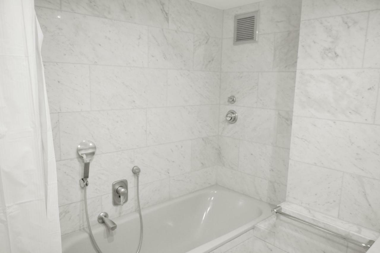 F10 Apartments อูล์ม ภายนอก รูปภาพ
